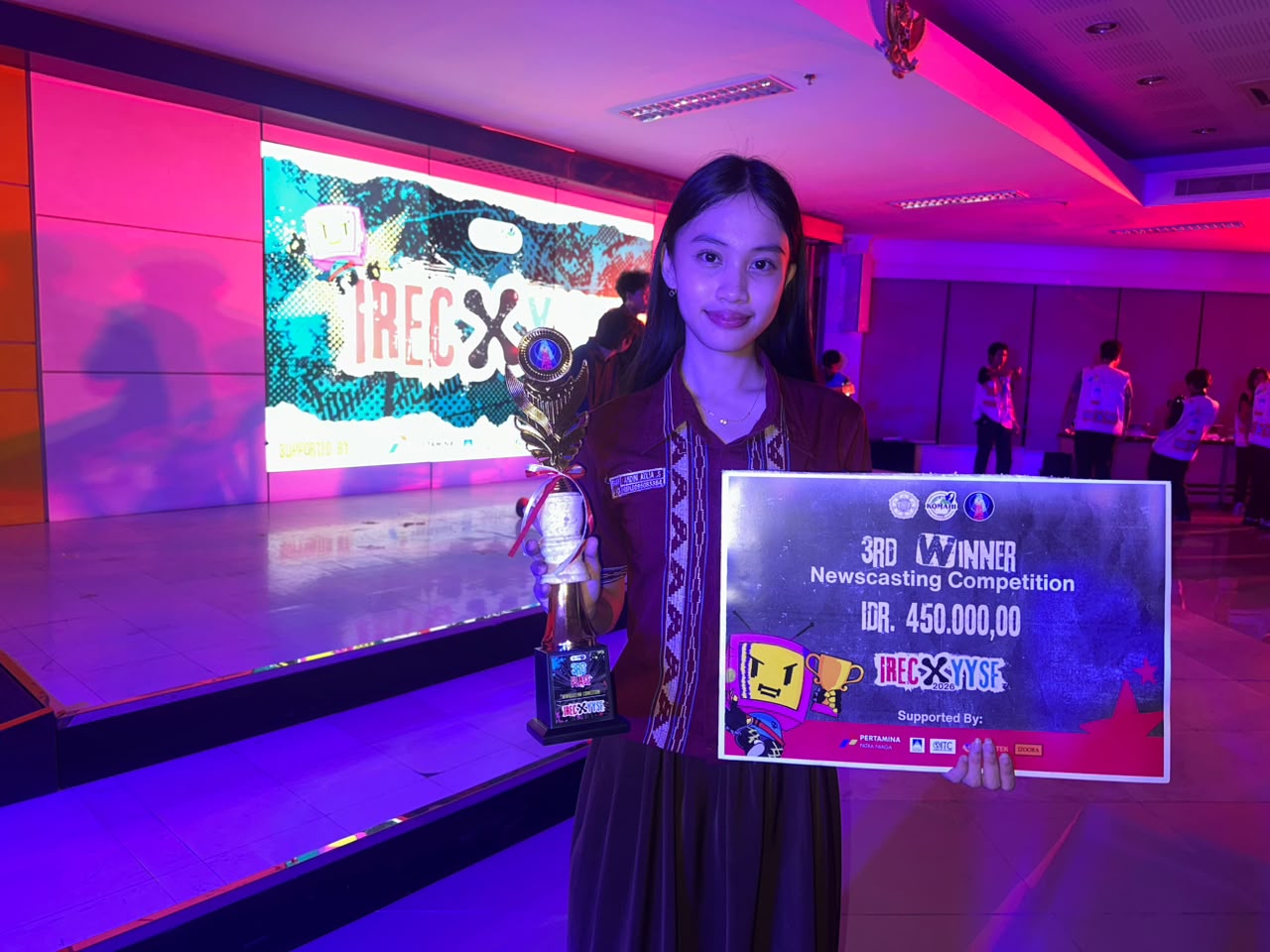 Juara 3 News Casting