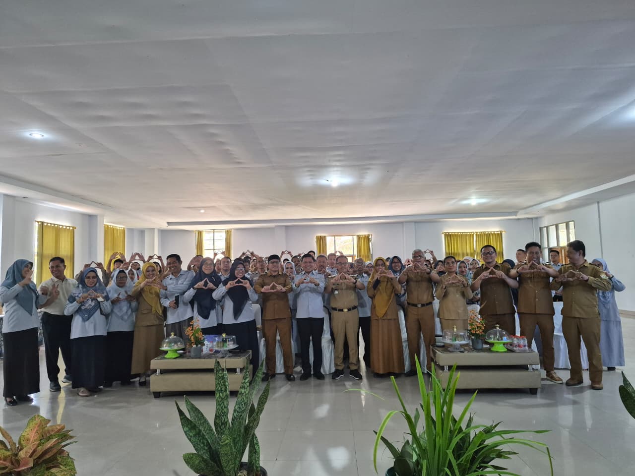 SMAN 4 KENDARI RESMI LUNCURKAN KURIKULUM SEKOLAH UNGGUL, PERKUAT KARAKTER DAN KOMPETENSI GLOBAL SISWA