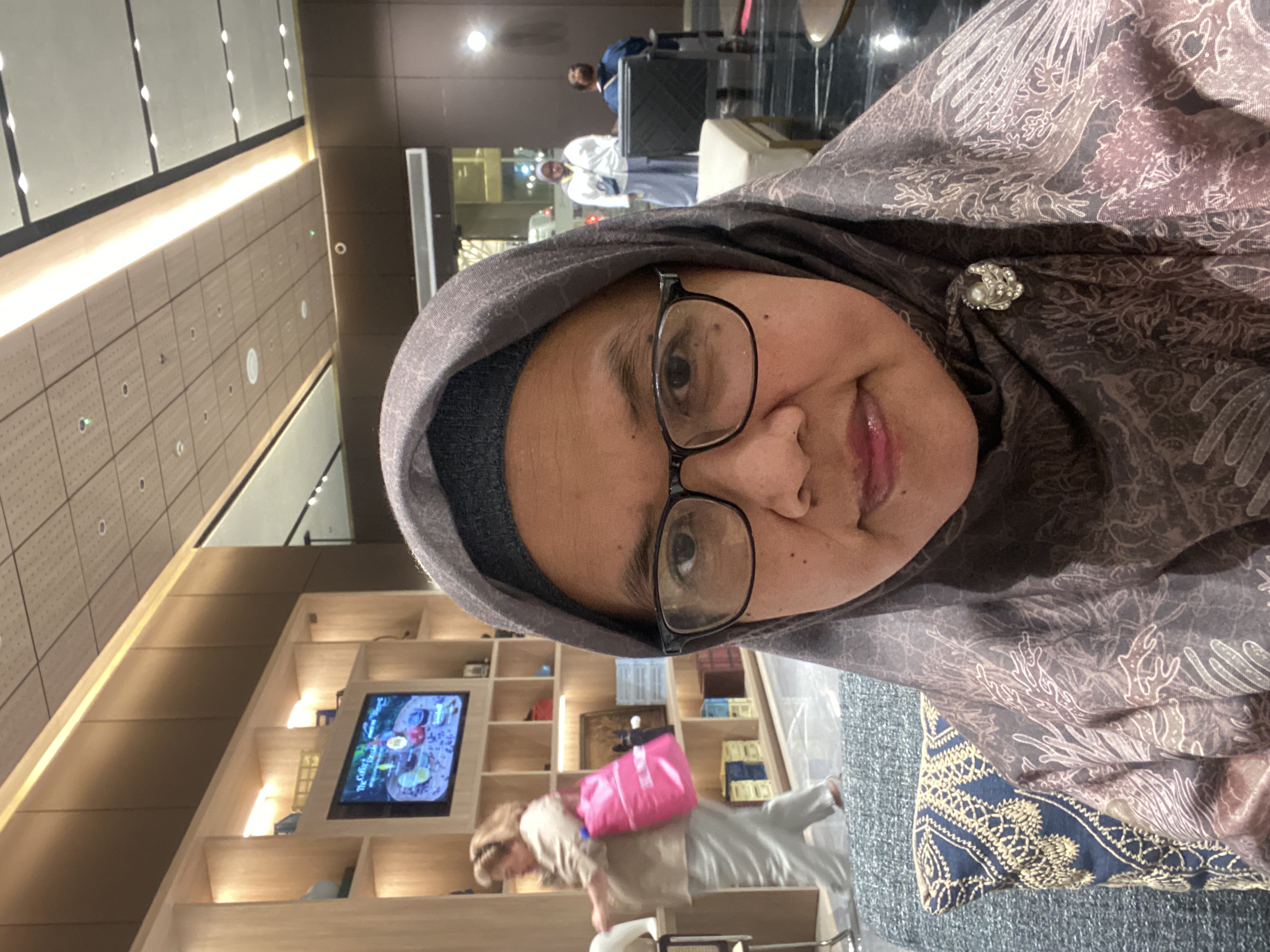 Andi Dessy R